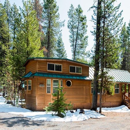 Willamette Pass Inn & Chalets Odell Lake Екстериор снимка