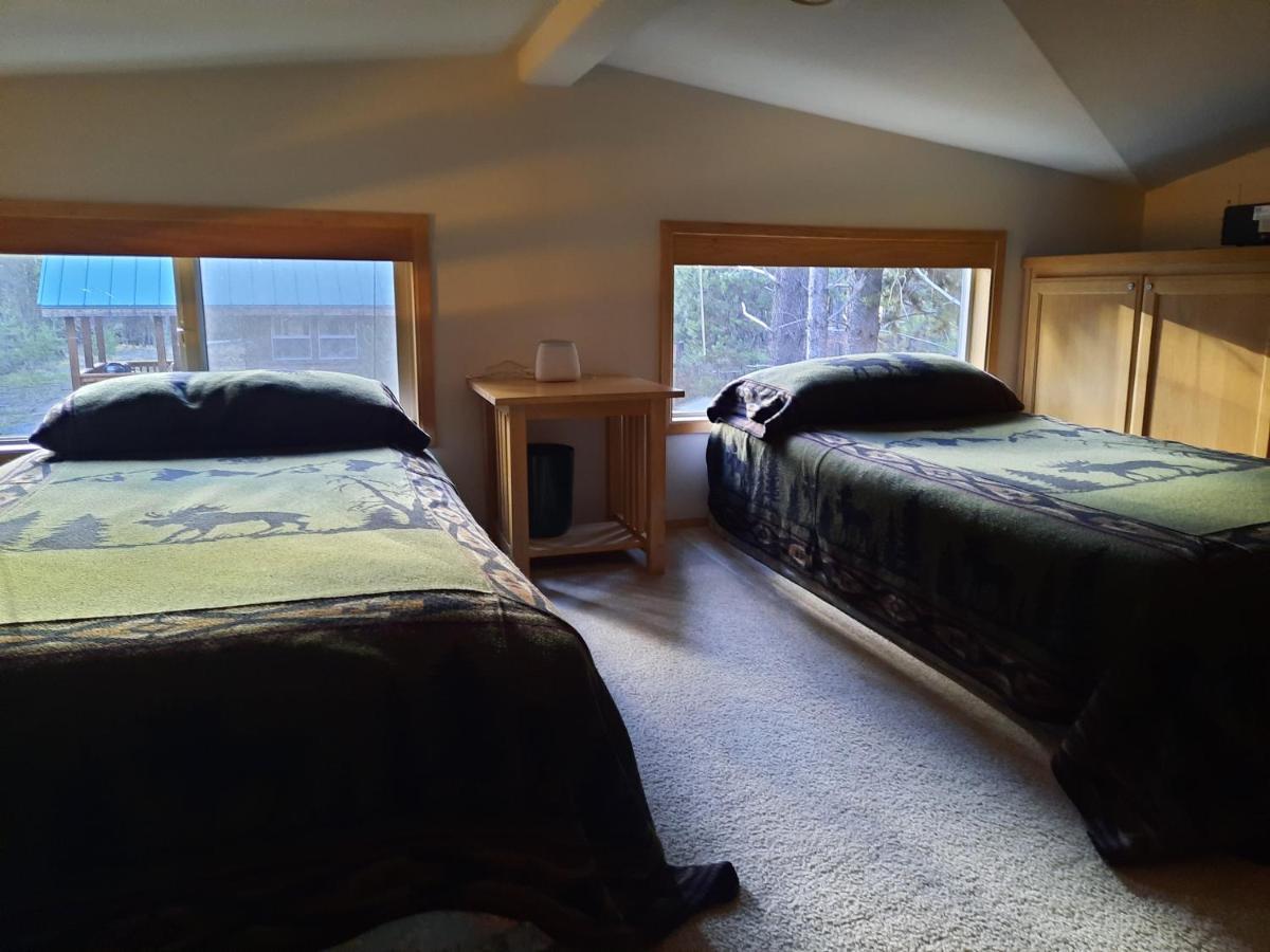 Willamette Pass Inn & Chalets Odell Lake Екстериор снимка
